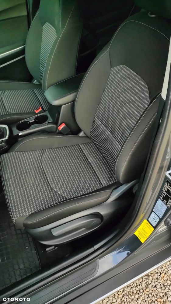 Kia XCeed 1.5 T-GDI M - 9