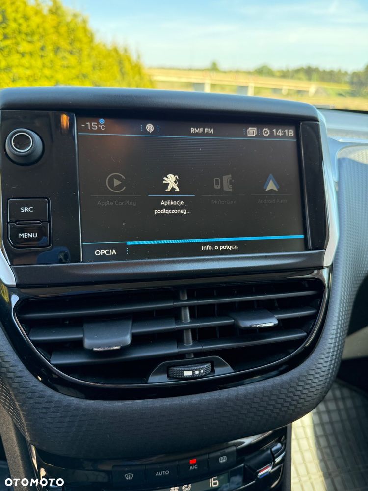 Peugeot 208 PureTech 82 Allure - 8