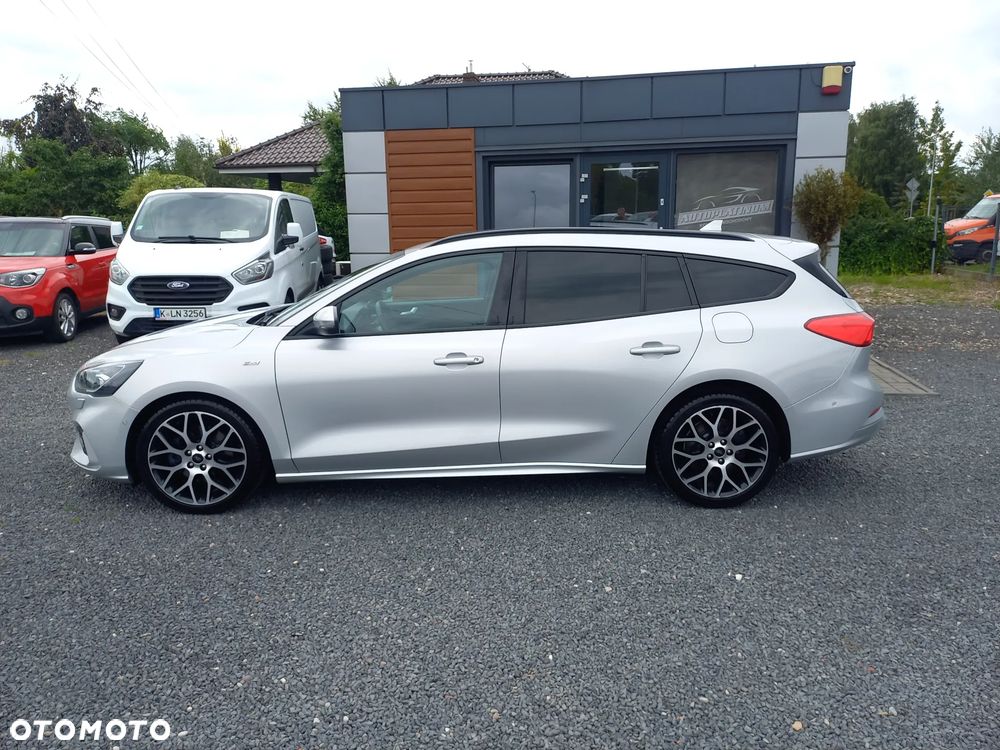 Ford Focus 2.0 EcoBlue STart-Stopp-System ST-LINE - 3