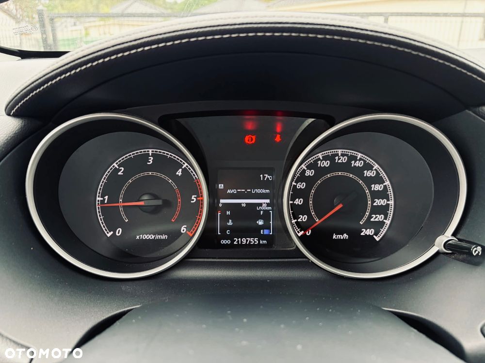 Mitsubishi Outlander 2.0 DID Intense - 2