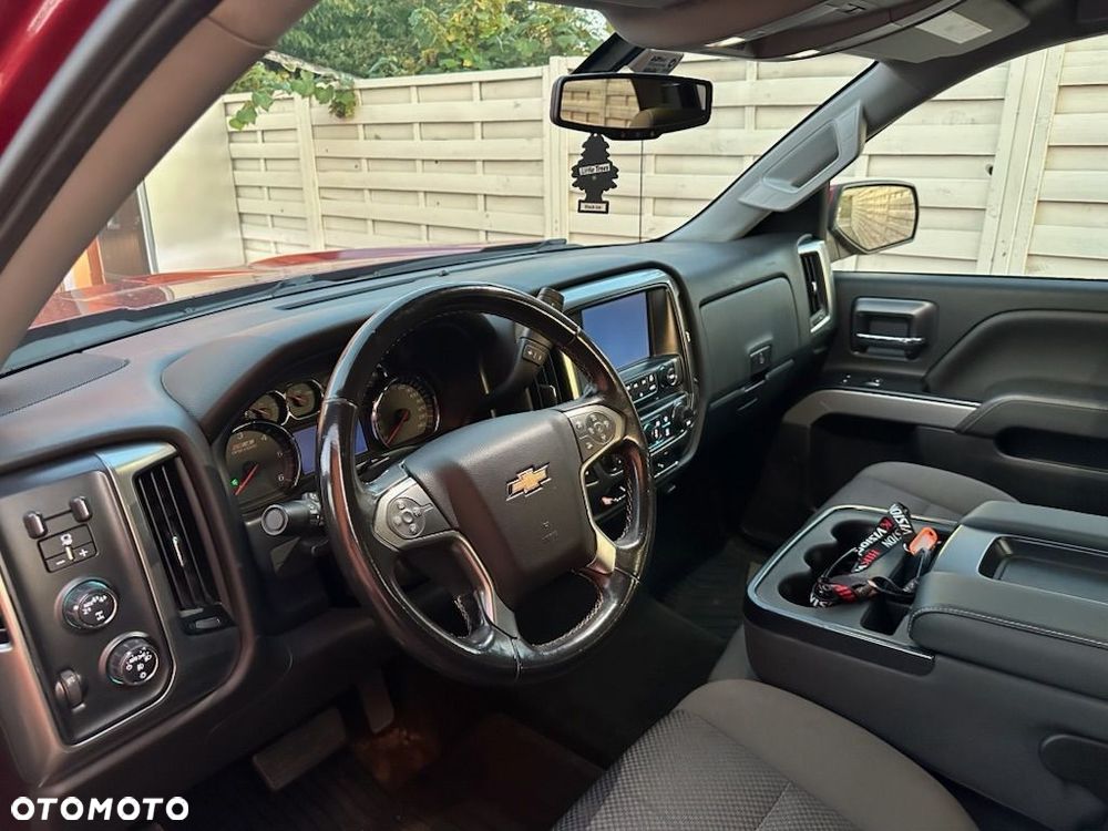 Chevrolet Silverado - 7