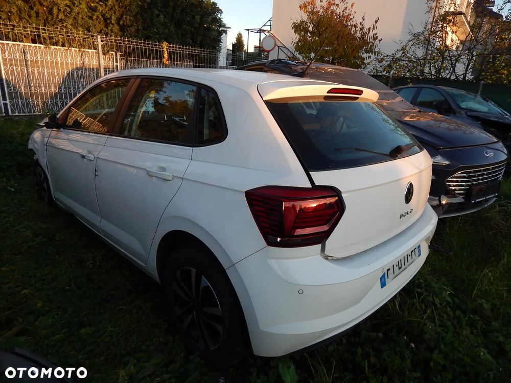 Volkswagen Polo - 1