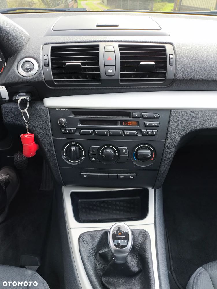 BMW Seria 1 118i - 14