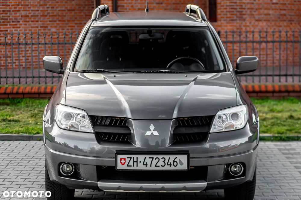 Mitsubishi Outlander - 17