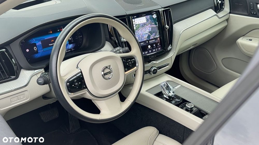Volvo XC 60 - 24