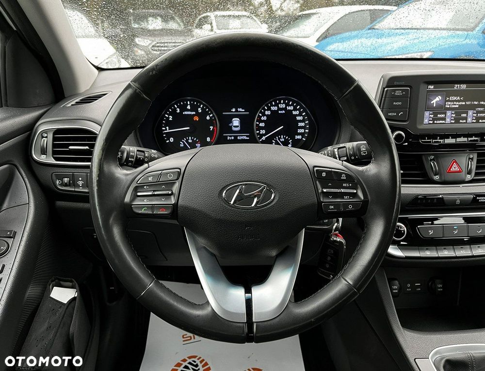 Hyundai i30 - 17