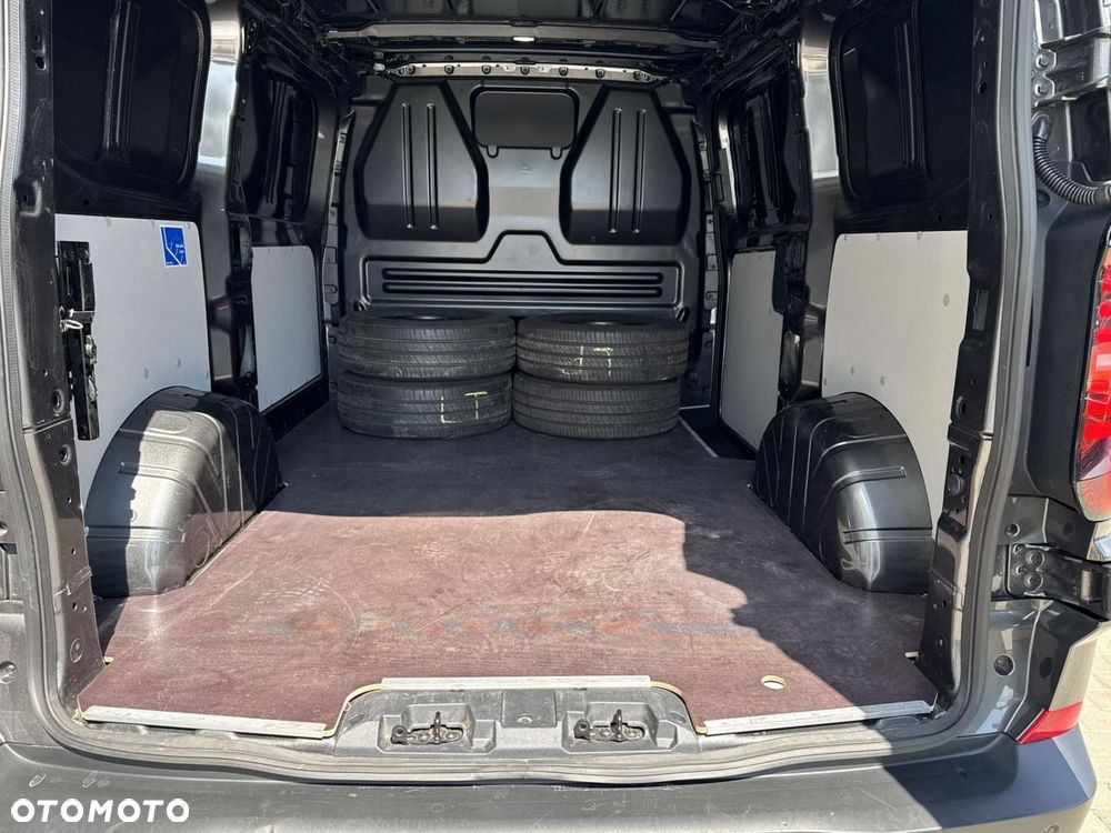 Volkswagen Transporter - 17