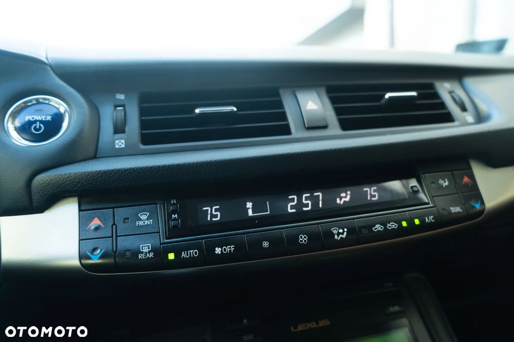 Lexus CT Luxury Line - 34
