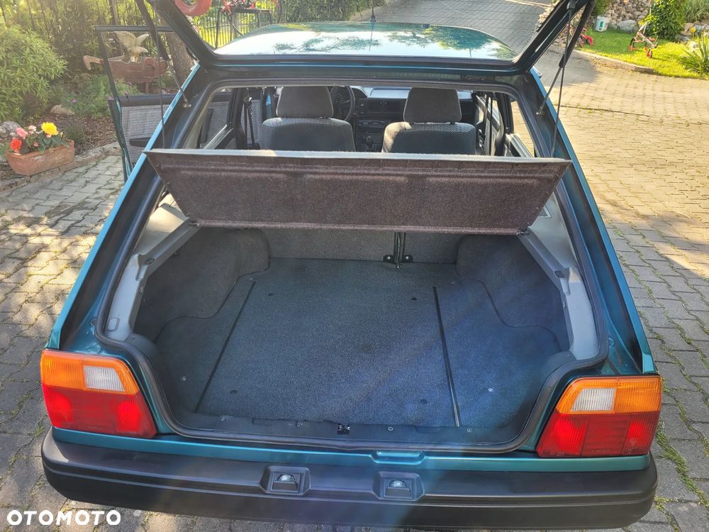 Polonez Caro - 15