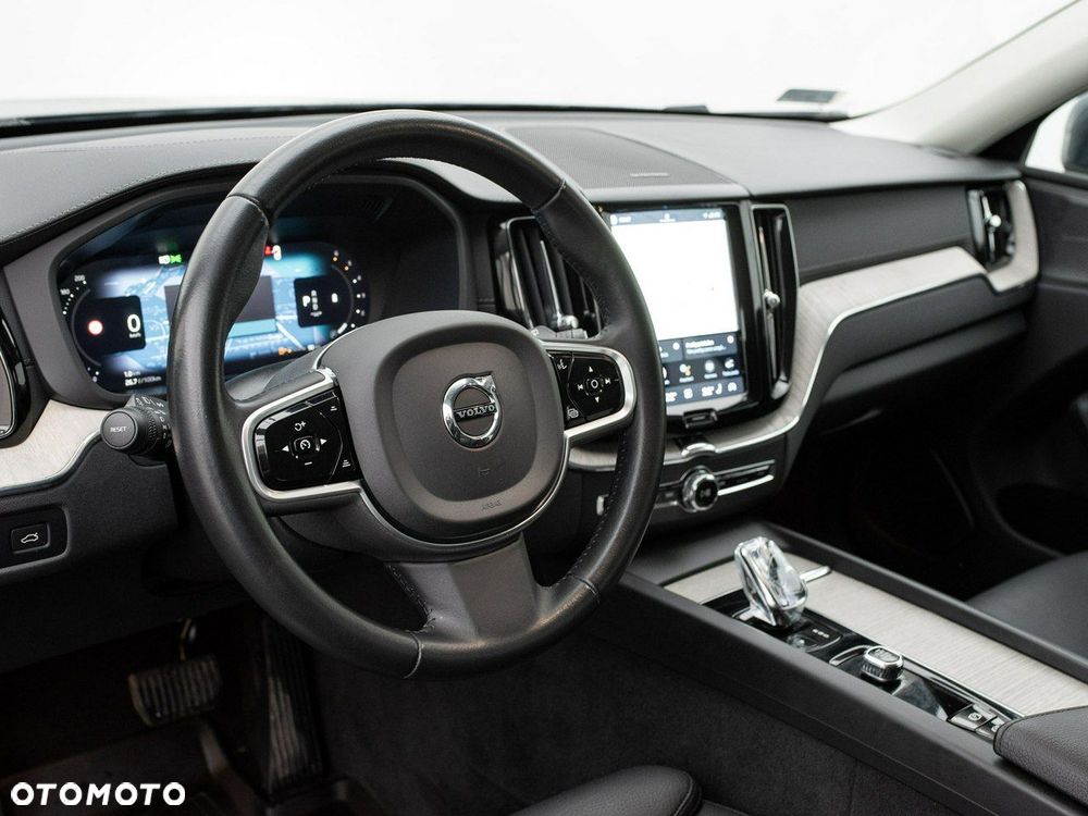 Volvo XC 60 B4 D AWD Inscription - 7