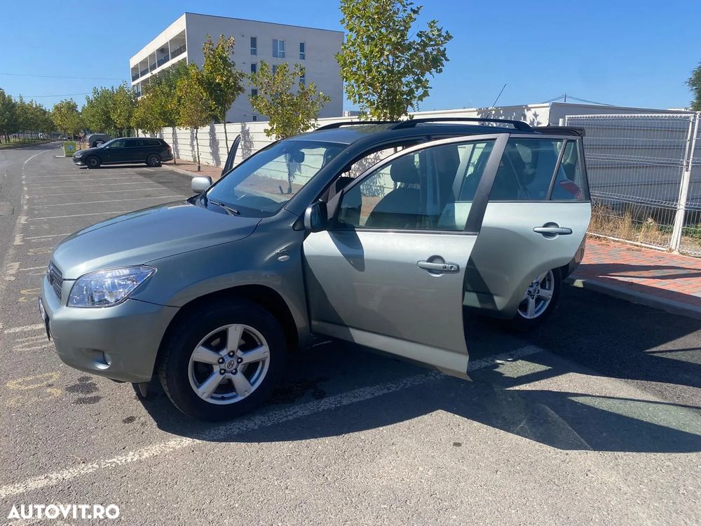 Toyota RAV4 2.2 D-4D Confort - 13