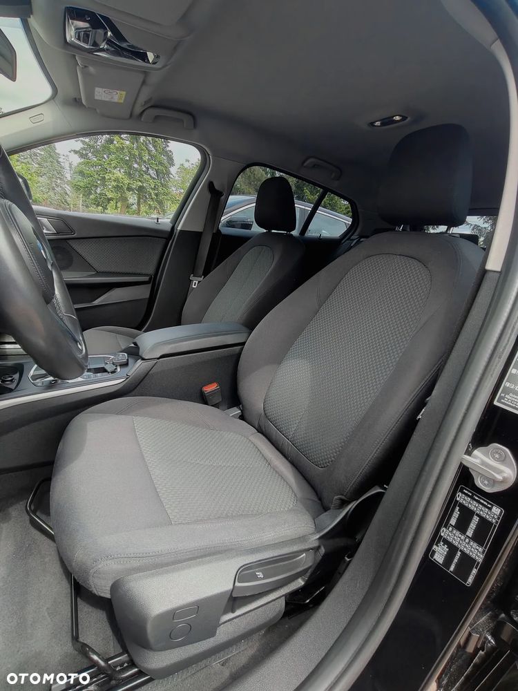 BMW Seria 1 118i - 17