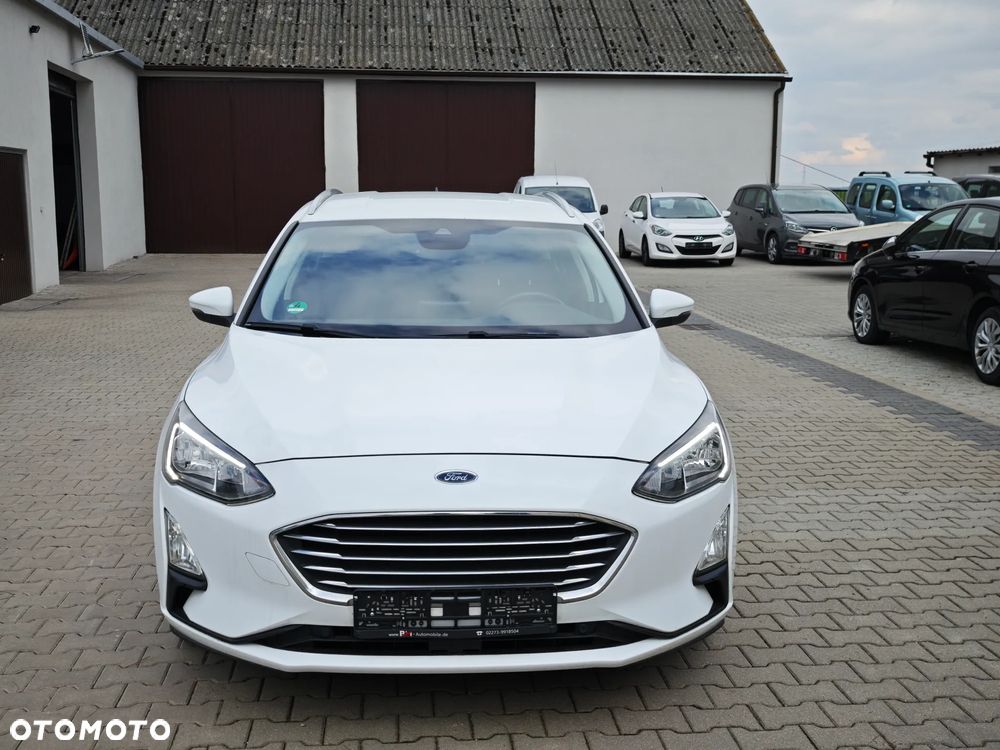 Ford Focus 1.5 EcoBlue STart-Stopp-System TITANIUM X - 4