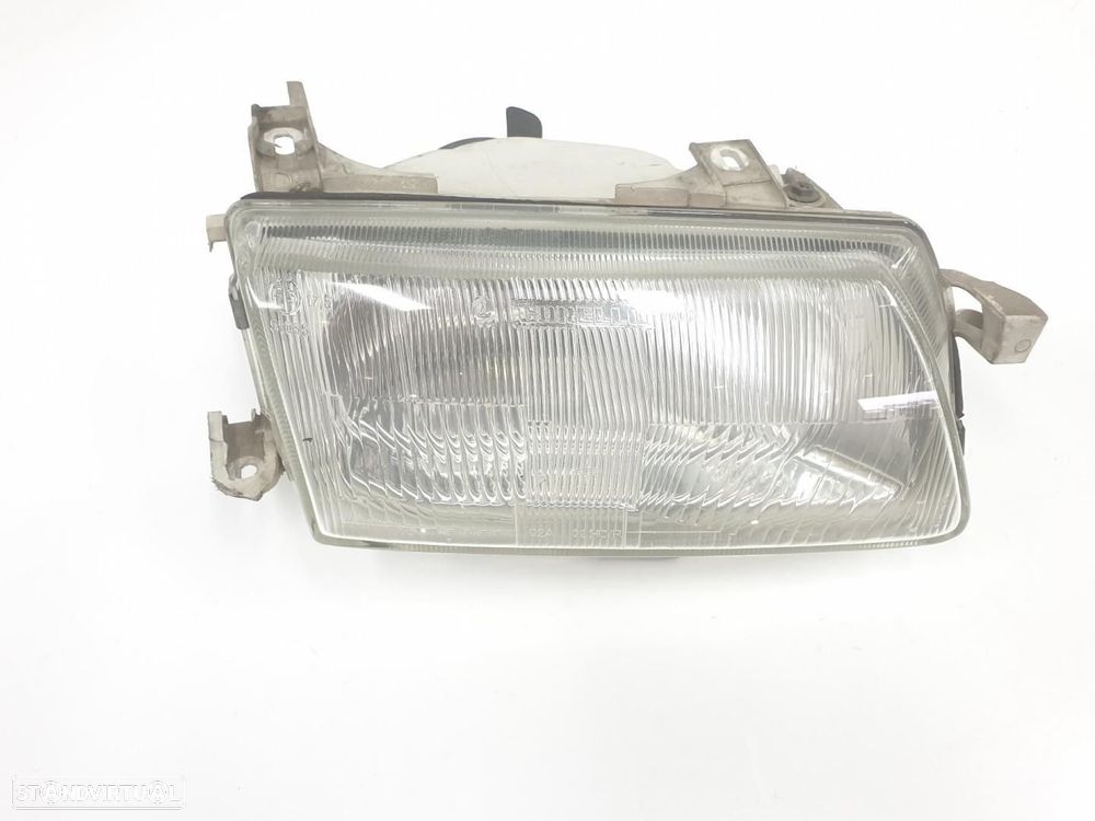 FAROL DIREITO OPEL ASTRA F BERLINA - 1