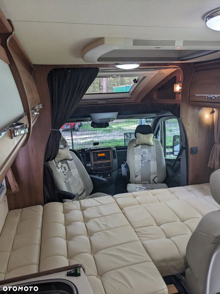 Mercedes-Benz Sprinter - 36