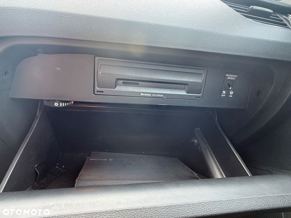Skoda Octavia 1.6 TDI SCR Ambition - 22