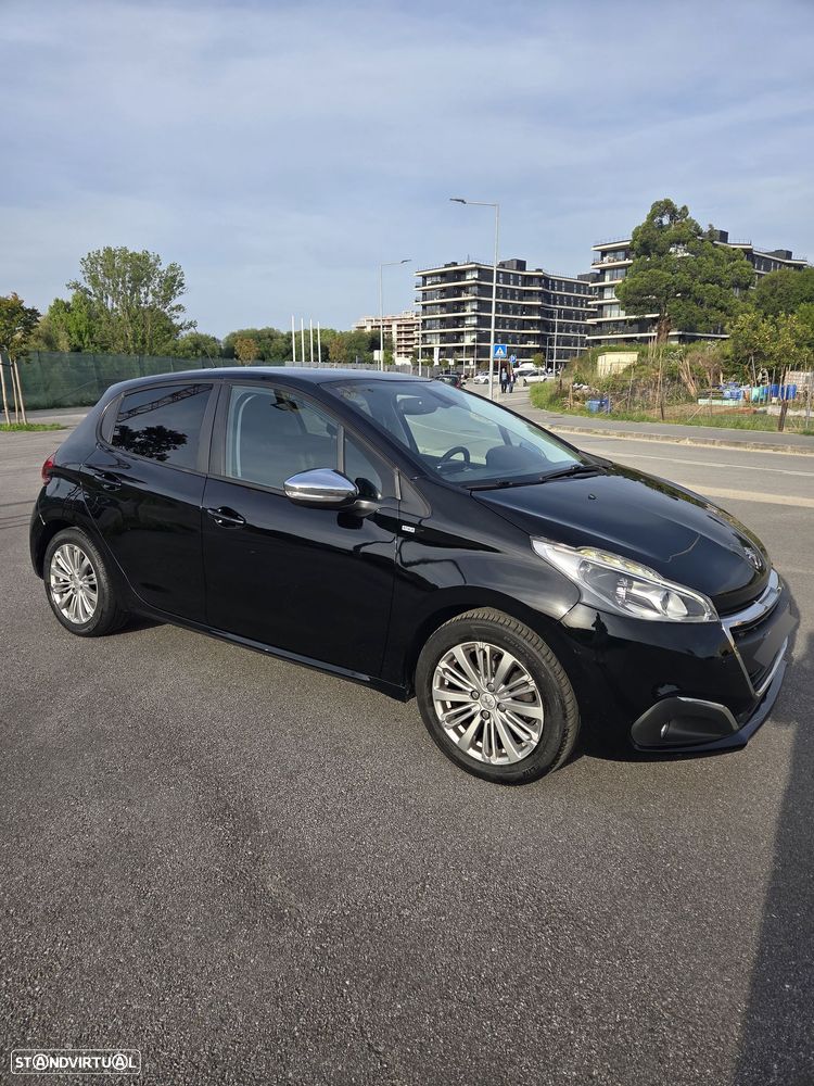 Peugeot 208 1.2 PureTech Style - 2