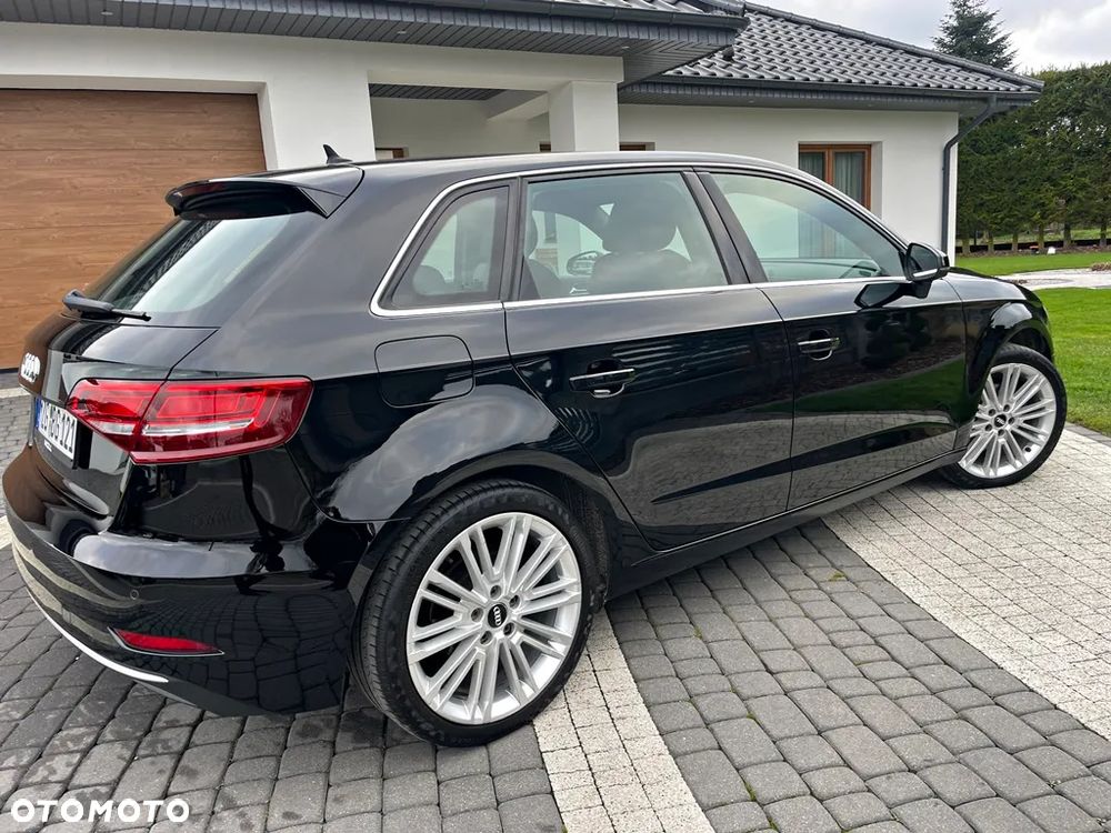 Audi A3 Sportback 1.5 TFSI cylinder on demand sport - 12