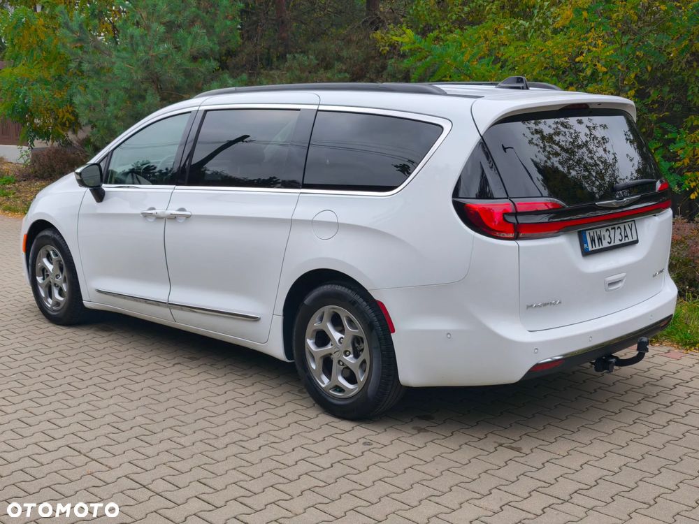 Chrysler Pacifica - 6