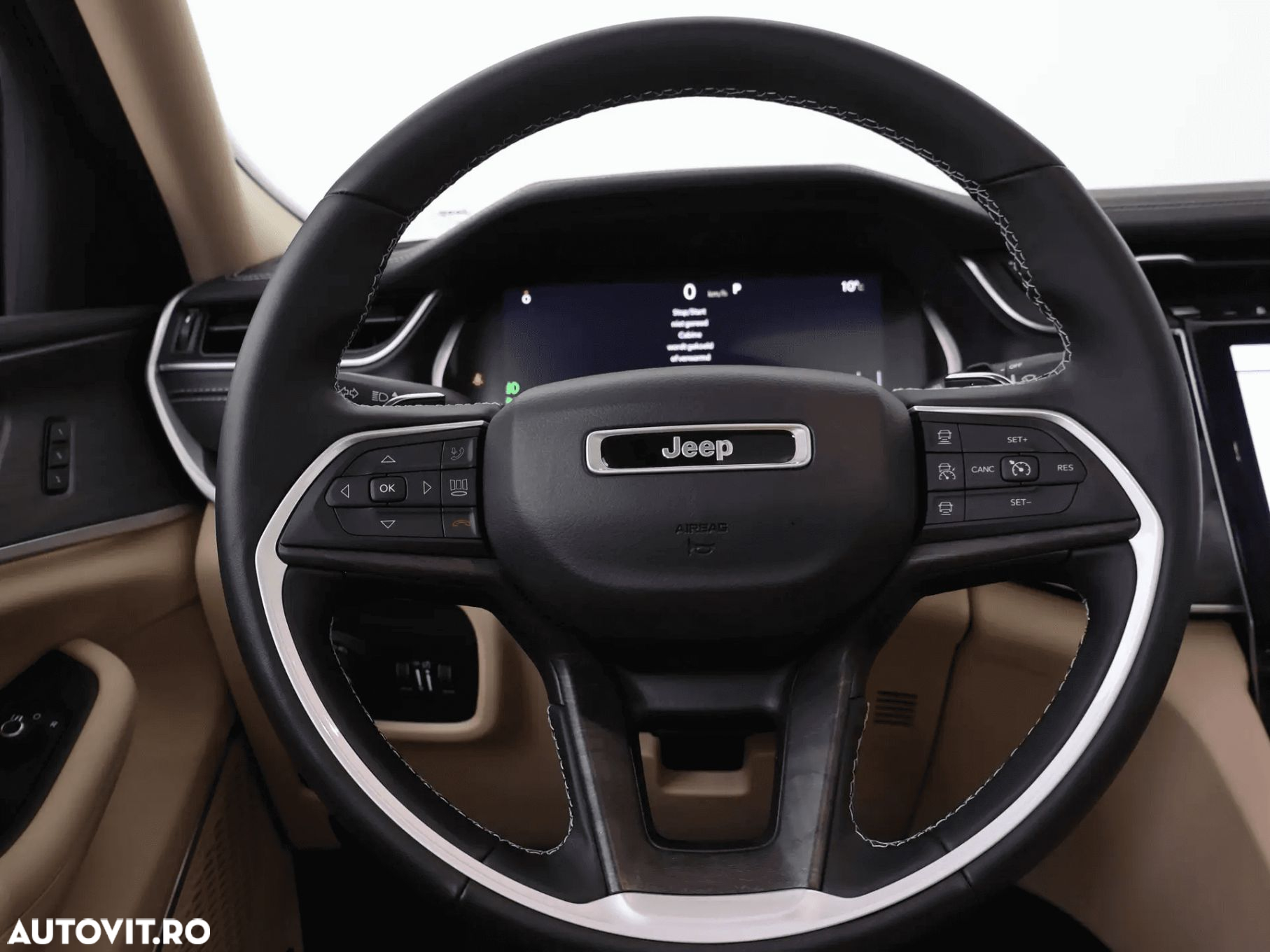 Jeep Grand Cherokee - 17