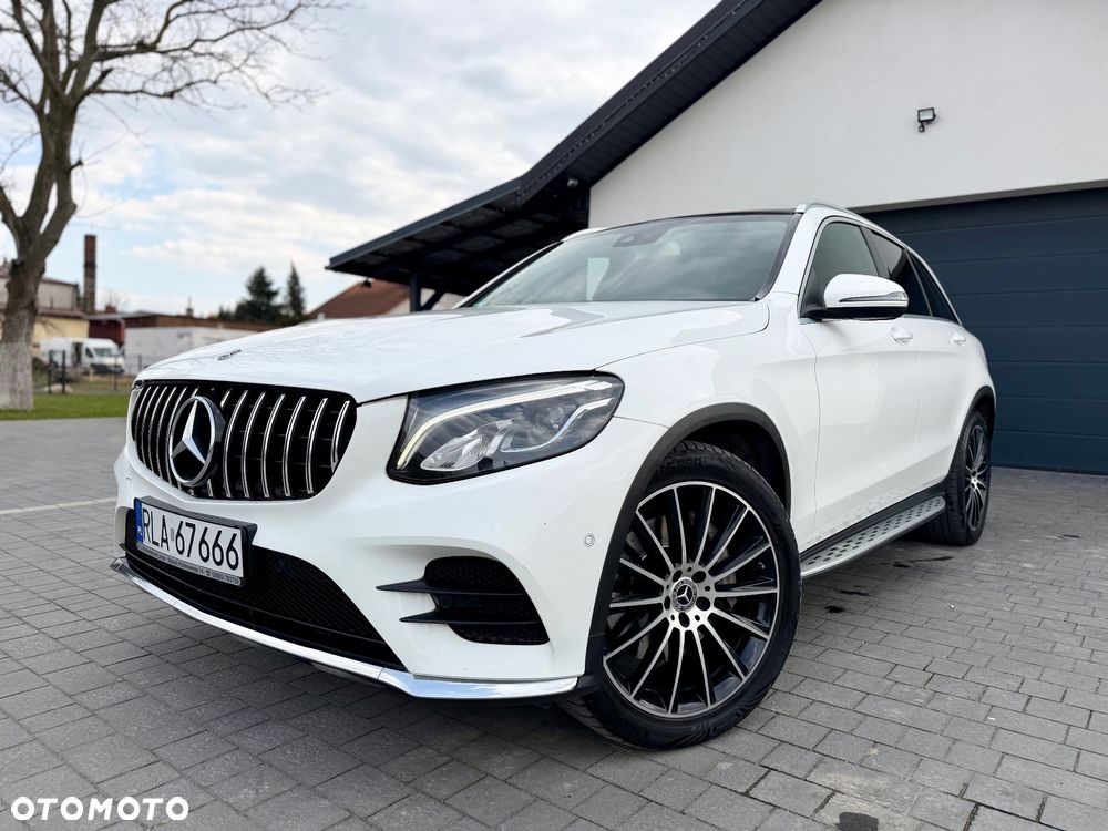 Mercedes-Benz GLC 250 4Matic 9G-TRONIC AMG Line - 3