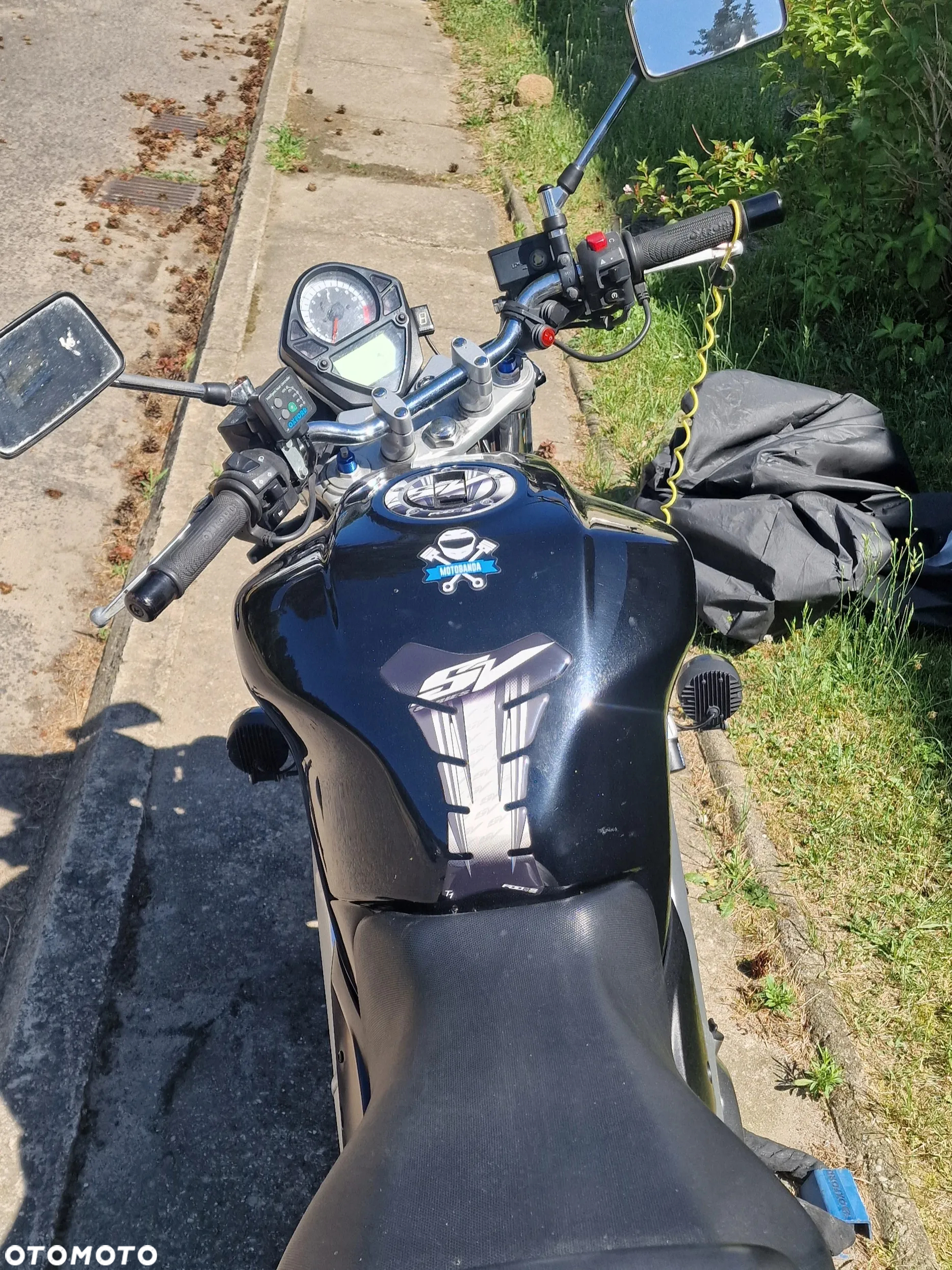 Suzuki SV - 7
