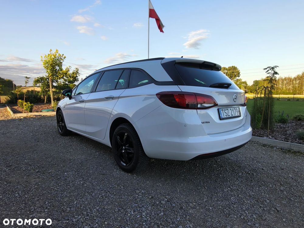 Opel Astra 1.6 CDTI Enjoy - 36