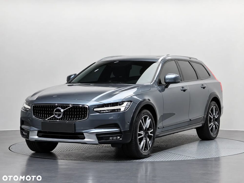 Volvo V90 Cross Country T5 AWD Pro - 2