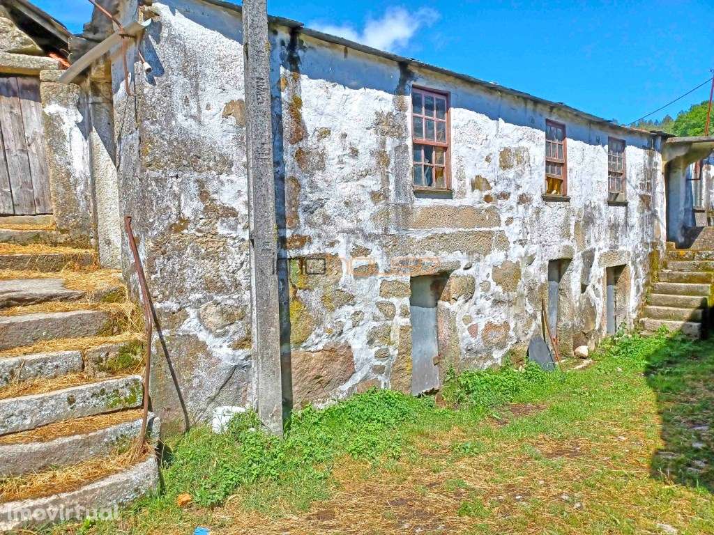 Casa de Aldeia - Terreno Plano - Grande imagem: 3/11