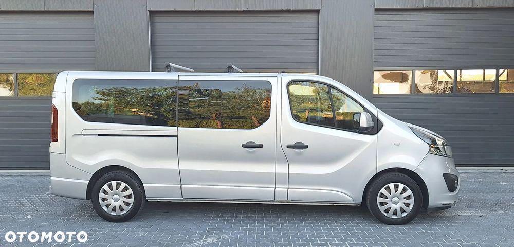 Opel Vivaro - 11