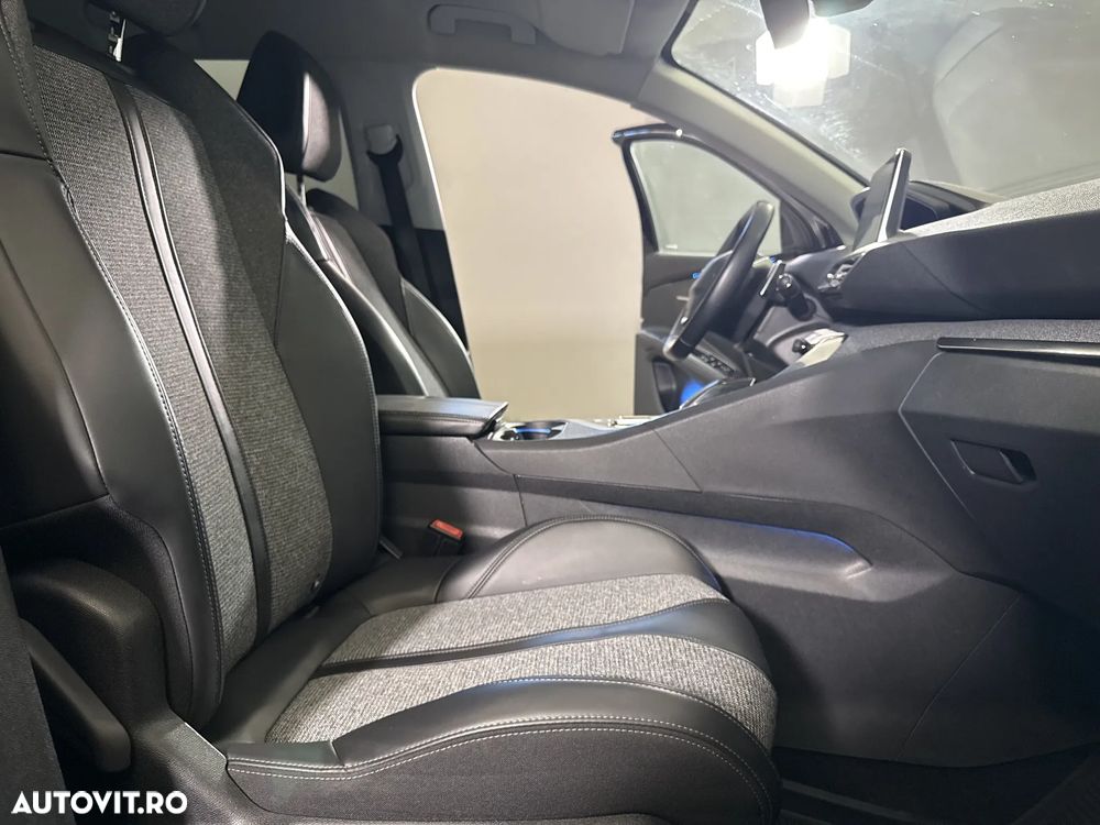 Peugeot 3008 - 12