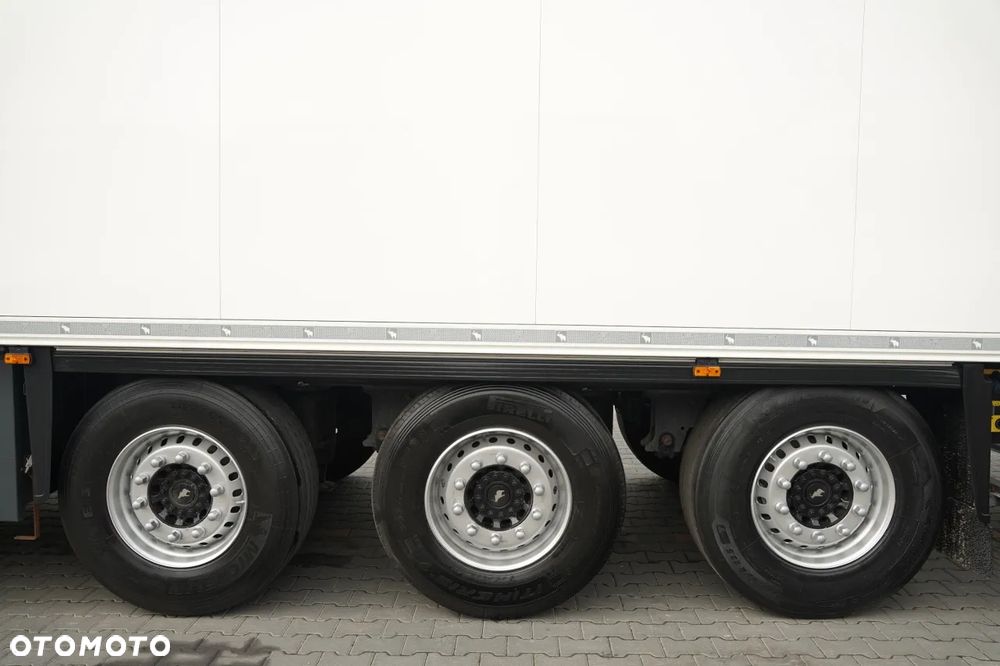 Schmitz Cargobull CHŁODNIA / CARRIER MAXIMA 1300 / OS PODNOSZONA / KOSZ NA PALETY - 26