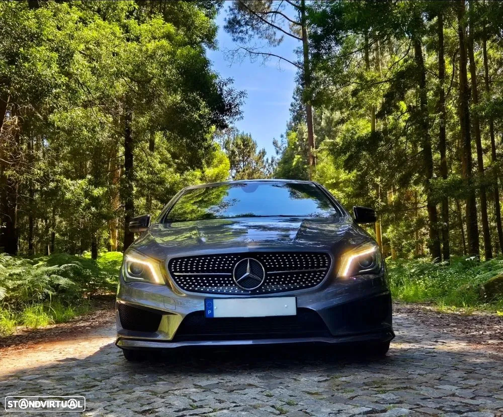 Mercedes-Benz 200 - 9