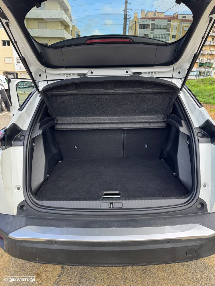 Peugeot e-2008 GT Pack - 8