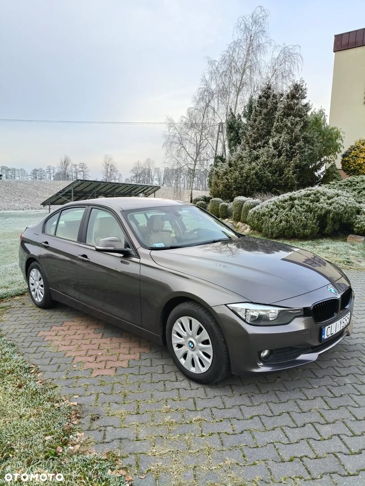 BMW Seria 3 316d - 16