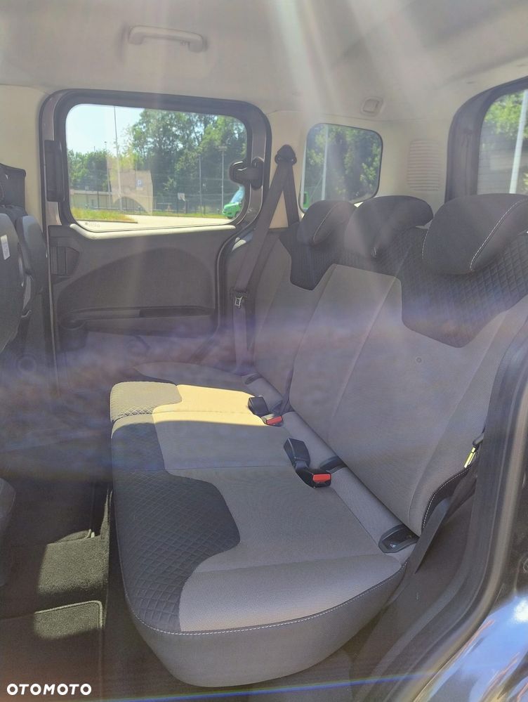 Ford Tourneo Courier 1.5 TDCi Titanium - 7