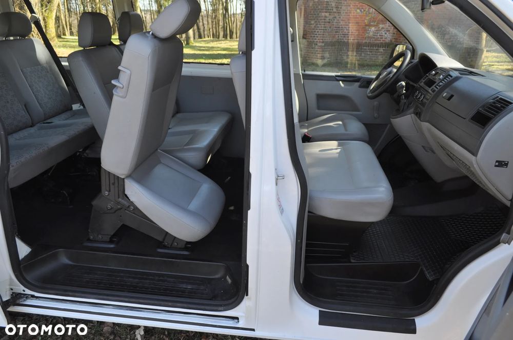 Volkswagen Transporter - 5