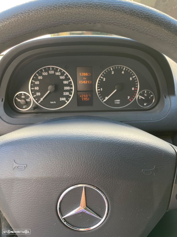 Mercedes-Benz A 160 Avantgarde BlueEfficiency - 4