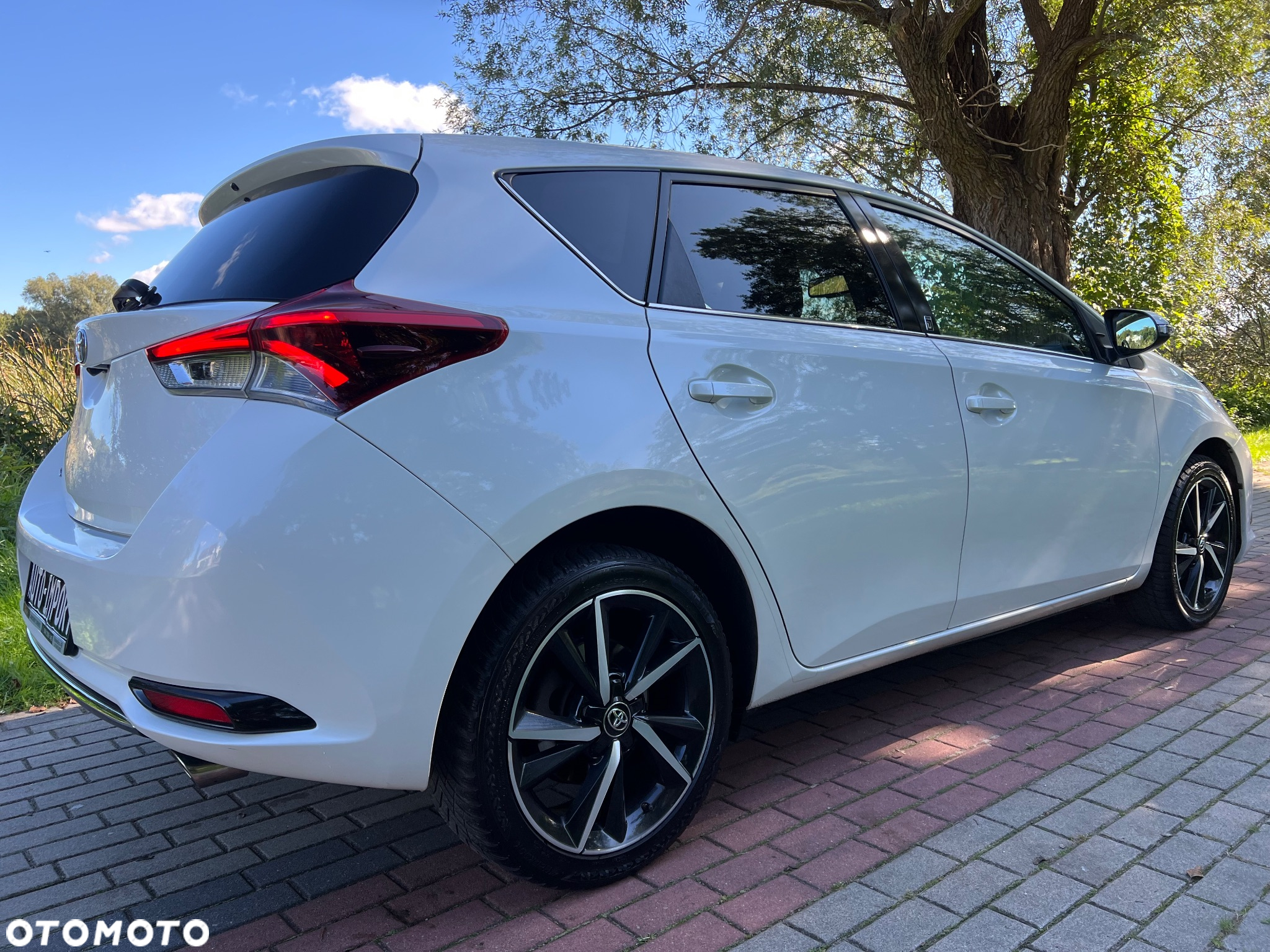 Toyota Auris 1.2 Turbo Team Deutschland - 3