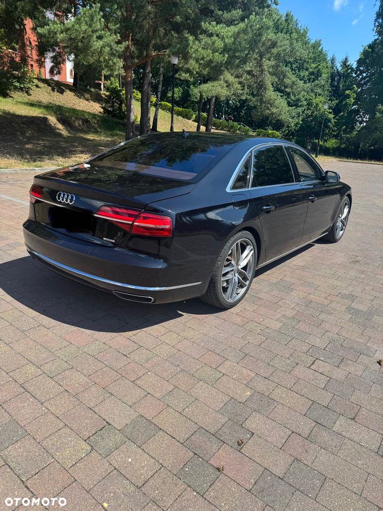 Audi A8 4.2 TDI L Quattro - 13