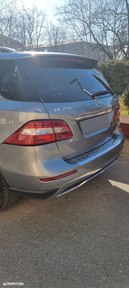 Mercedes-Benz ML - 7