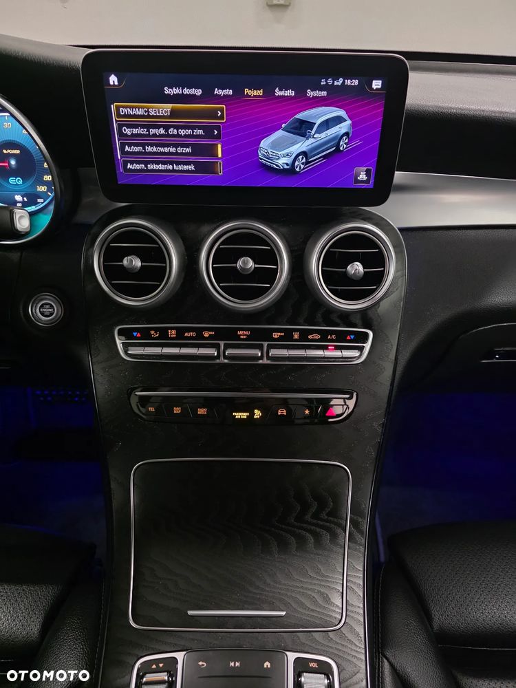 Mercedes-Benz GLC 300 de 4Matic 9G-TRONIC AMG Line Plus - 15