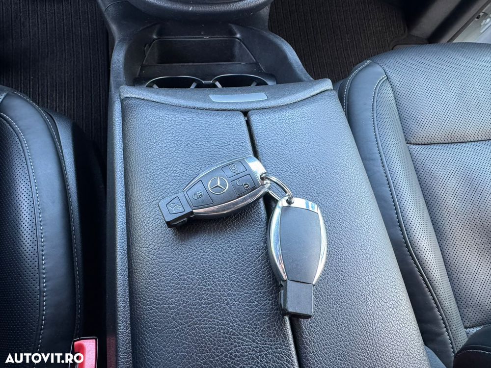 Mercedes-Benz V 300 d Lung Exclusive - 30