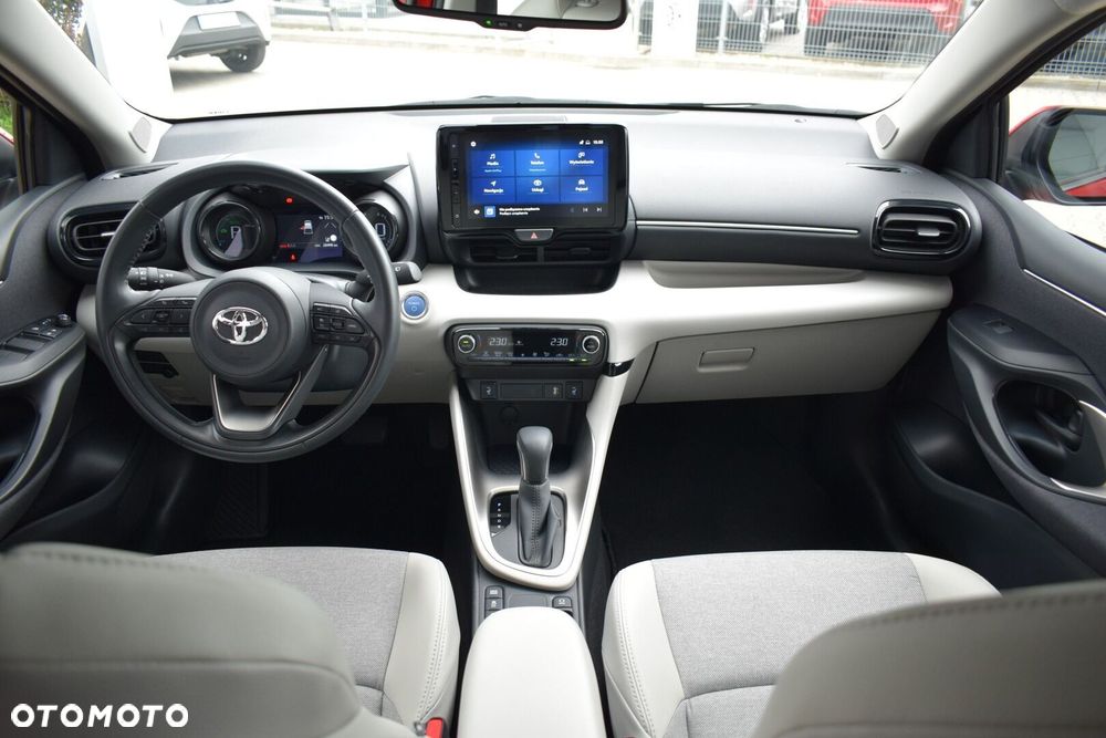 Toyota Yaris - 16