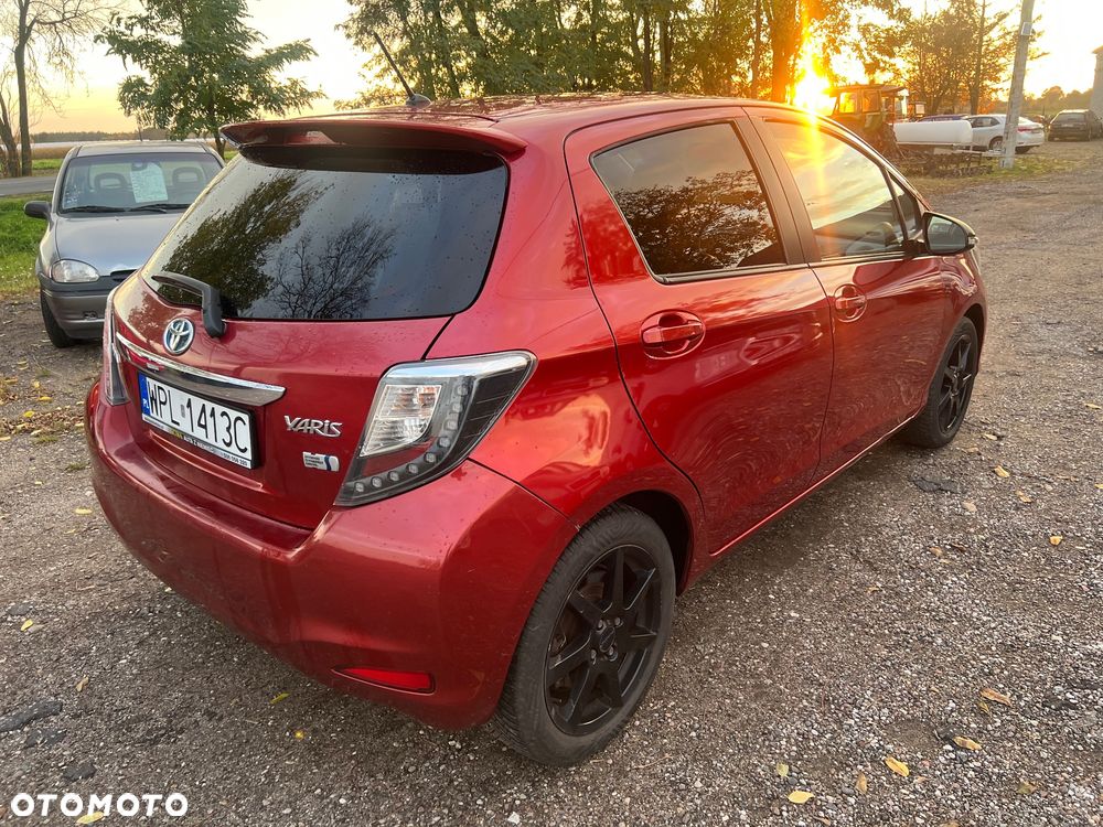 Toyota Yaris - 5