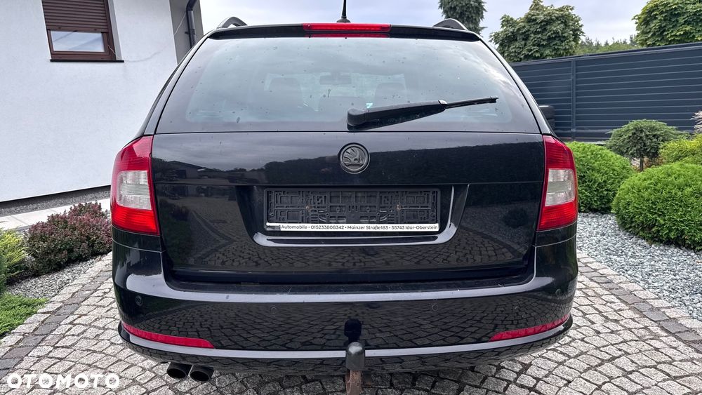 Skoda Octavia 2.0 TDI RS DSG - 10