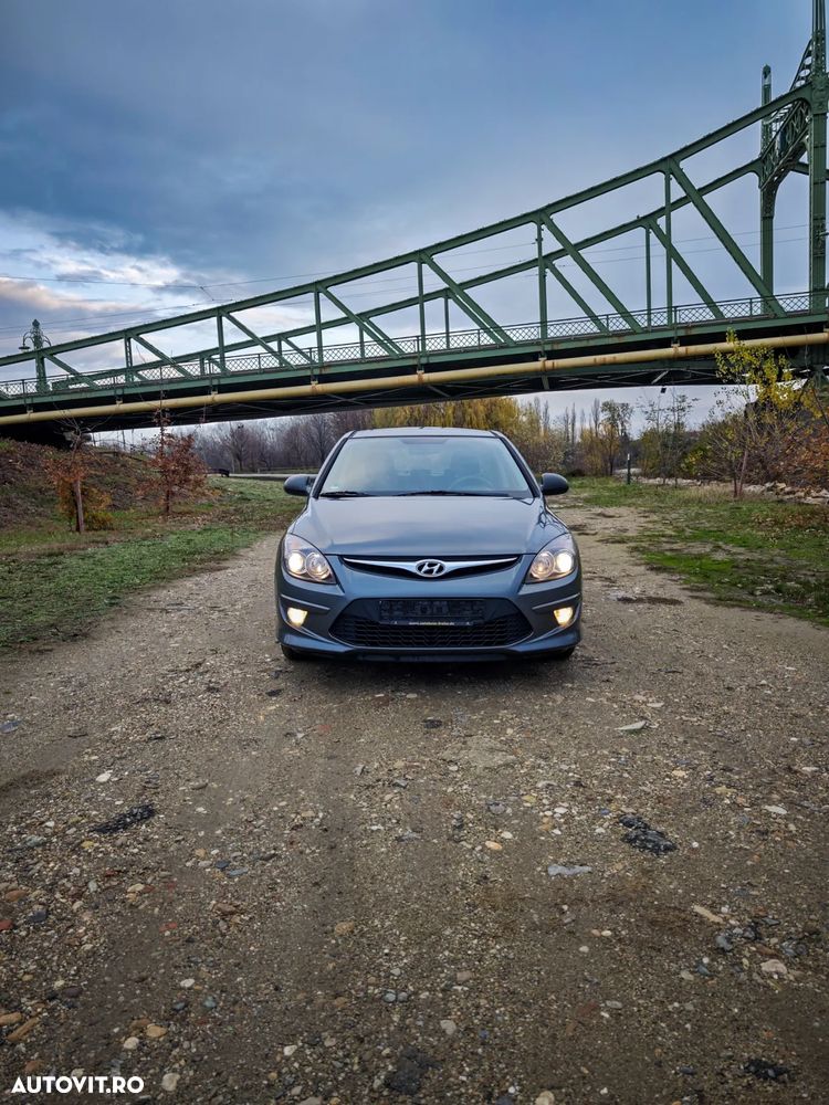 Hyundai i30 1.6 CRDI Classic - 8