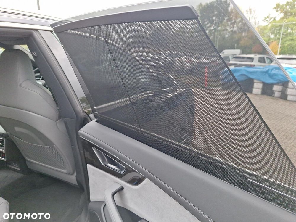 Audi SQ8 - 21