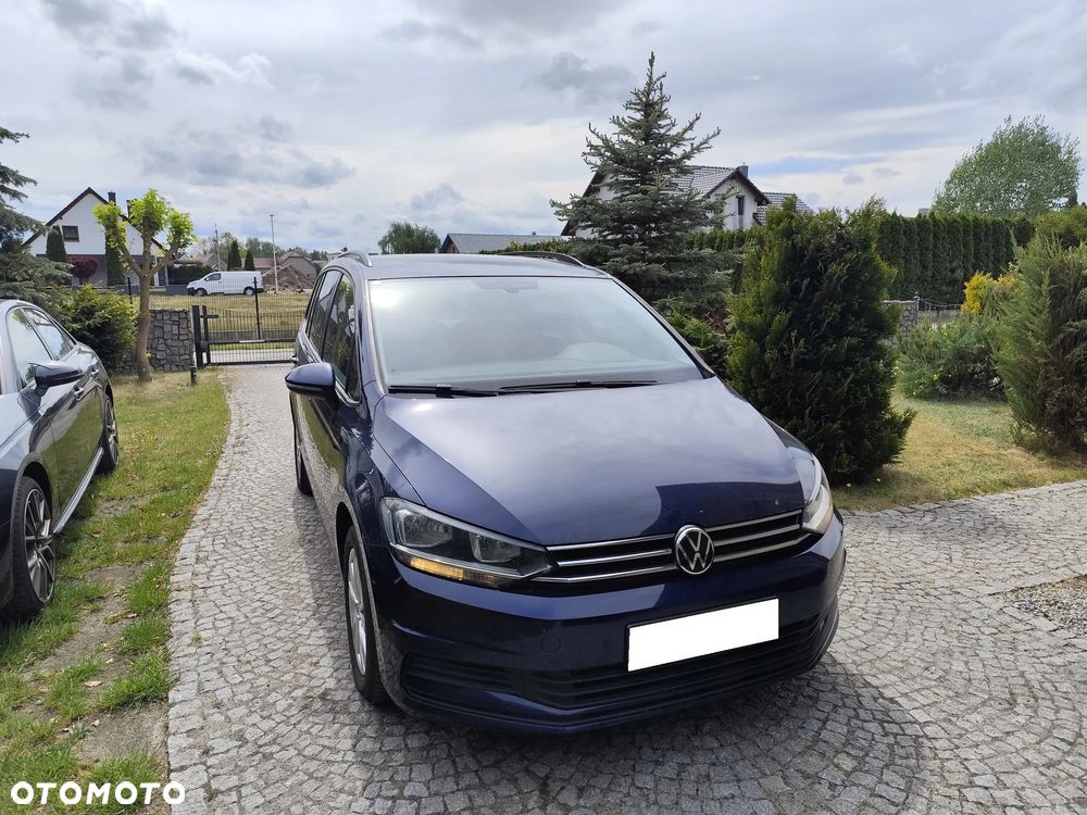 Volkswagen Touran - 3