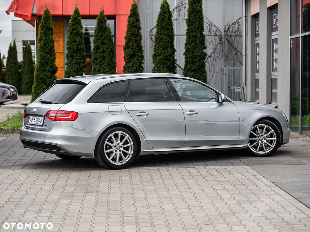 Audi A4 Avant 2.0 TDI DPF clean diesel quattro S tronic S line Sportpaket - 14